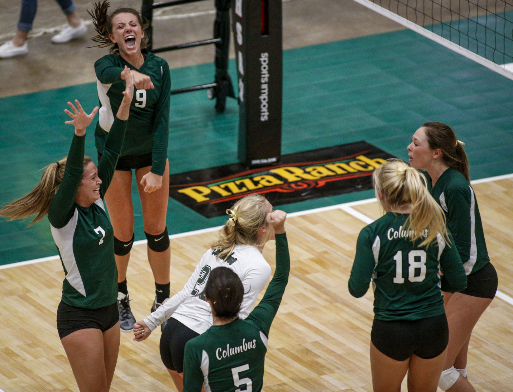 110916TH-Columbus-Vball-3